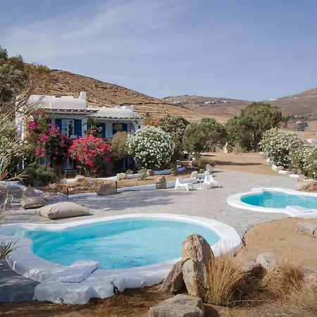 Bougainvillea Comfort Mykonos Willa Kalafati