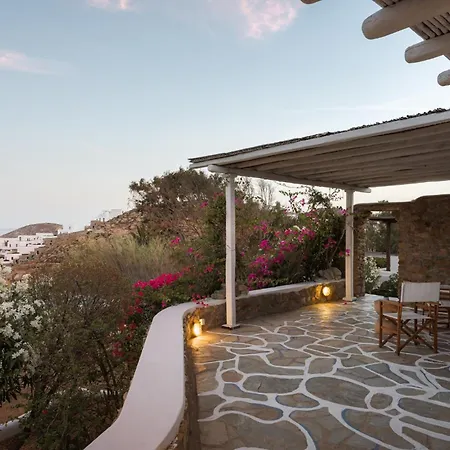 Bougainvillea Comfort Mykonos فيلة كالافاتيس